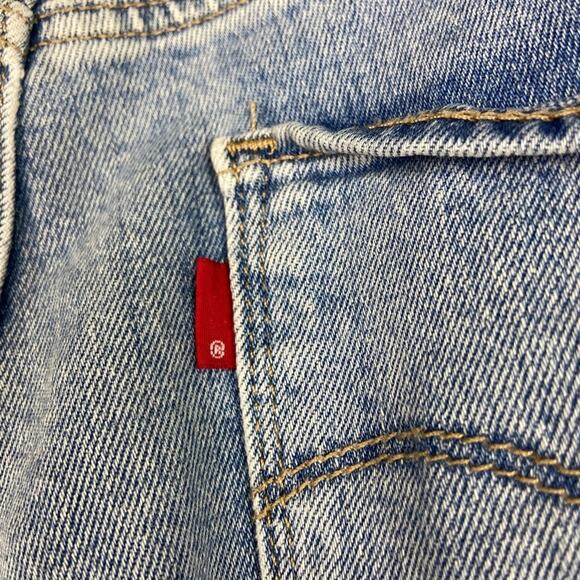 Levi's Women's High Rise Skinny Straight Leg Jeans Ripped Knees Studs Size 32 - Picture 8 of 12